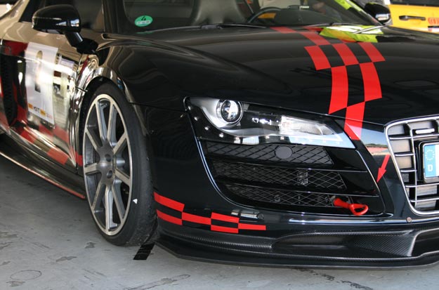 Audi R8 auf der Strecke des Adria Raceway